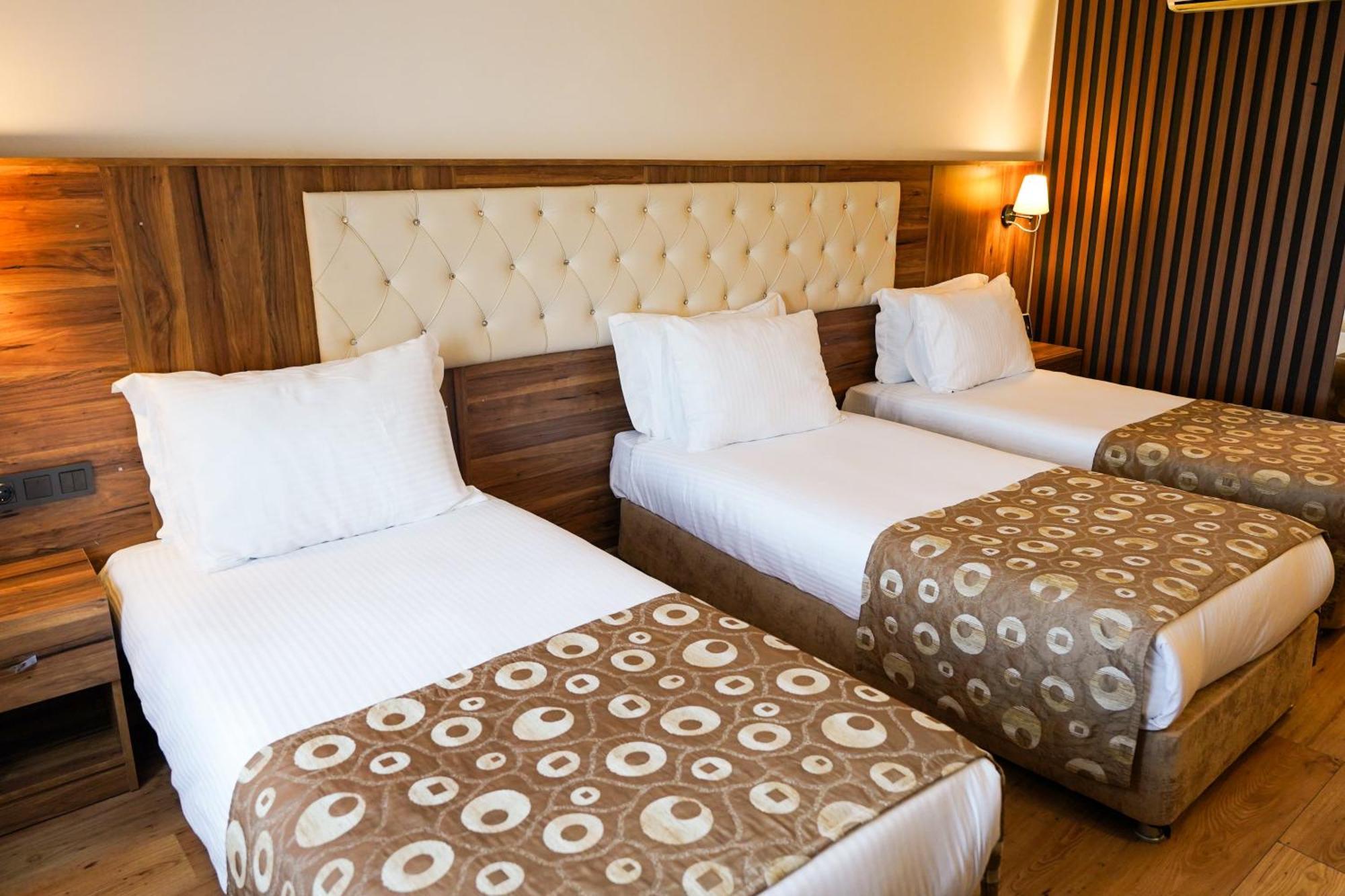 Emin Kocak Termal & Spa - Convention Center 内夫谢希尔 外观 照片
