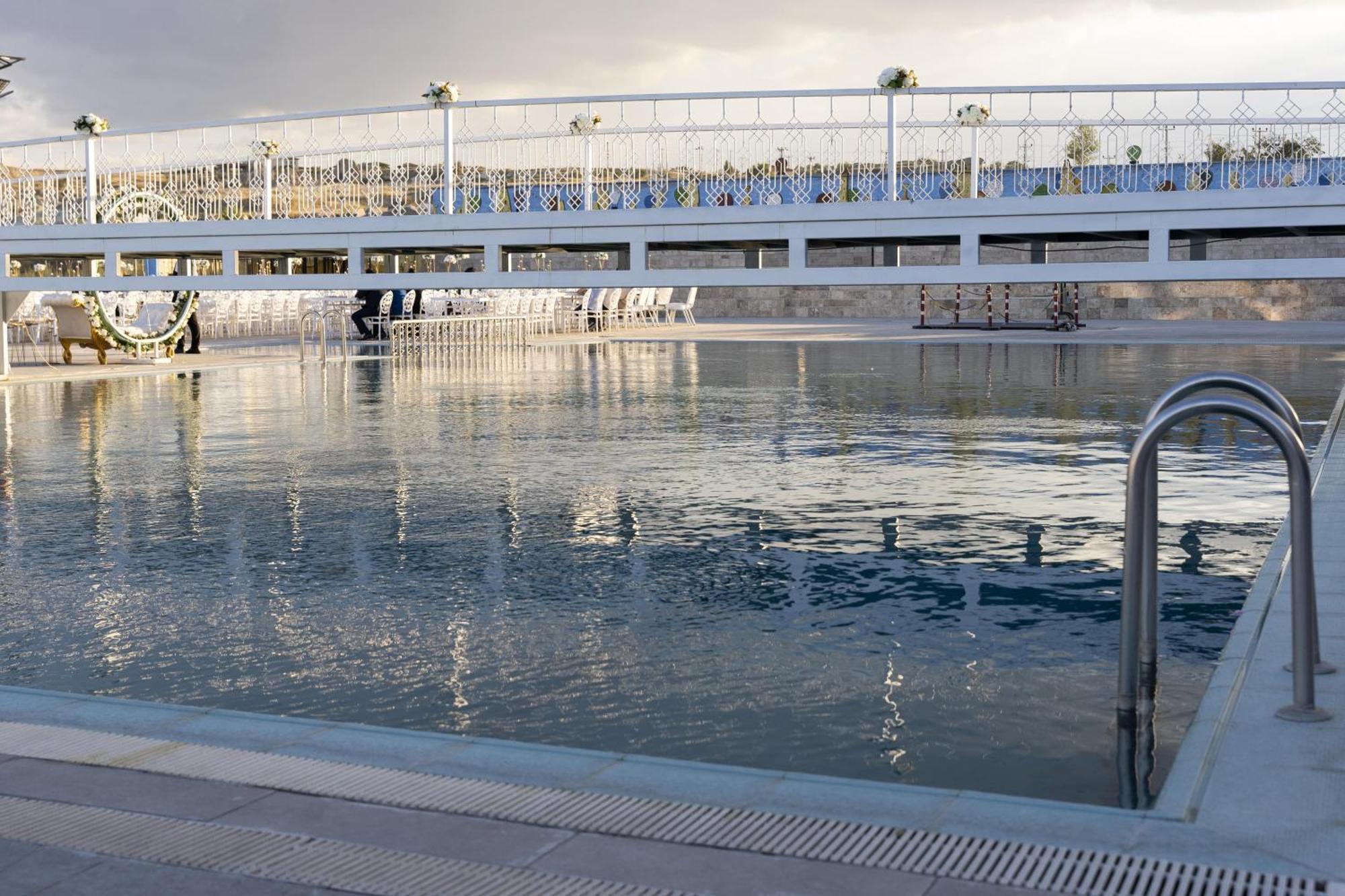 Emin Kocak Termal & Spa - Convention Center 内夫谢希尔 外观 照片